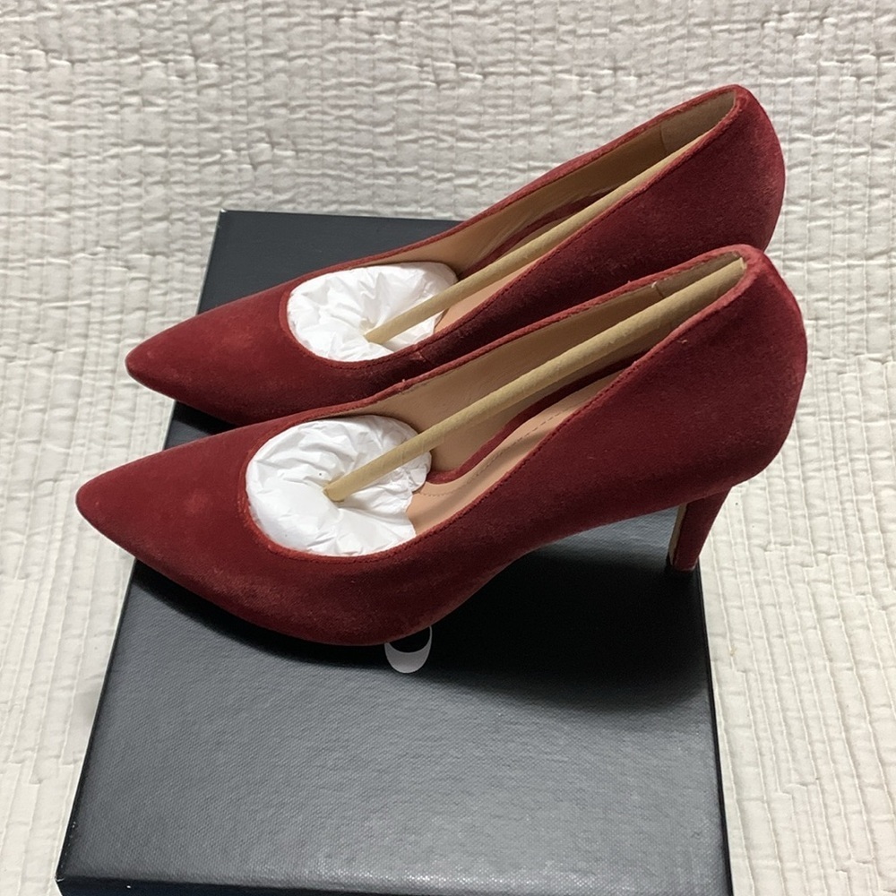 NEW COACH Skyler Vero Cupid
Velvet Cherry Pumps Size 9 Classic Formal Reception - Picture 2 of 15